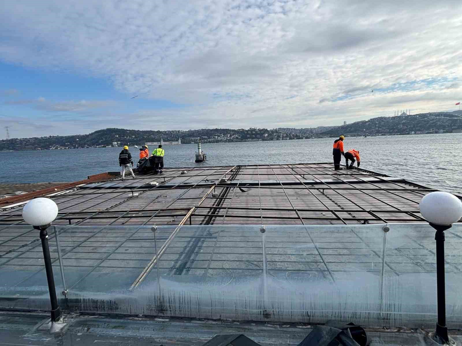 Boğaz hattında yıkımlar sürüyor: Beşiktaş’taki ünlü gece kulübünün kaçak kısımları yıkıldı