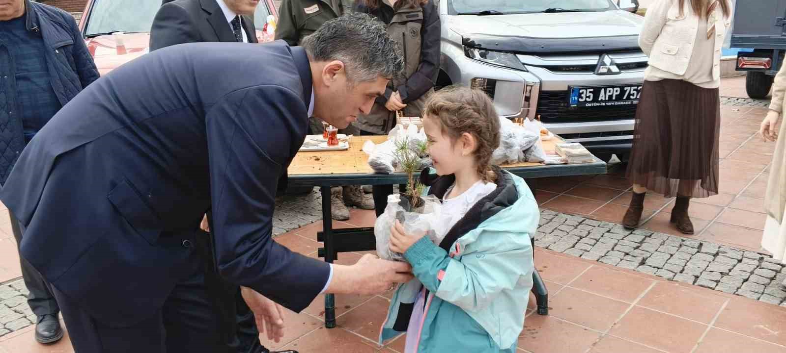 Aliağa’da orman şehitleri anıldı