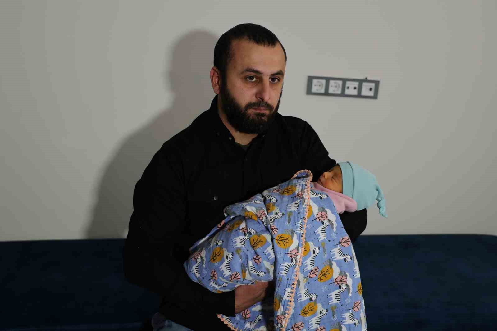 Topuk kanı çıkmazı: Bebeklerine kayyum atanması endişesiyle yaşıyorlar