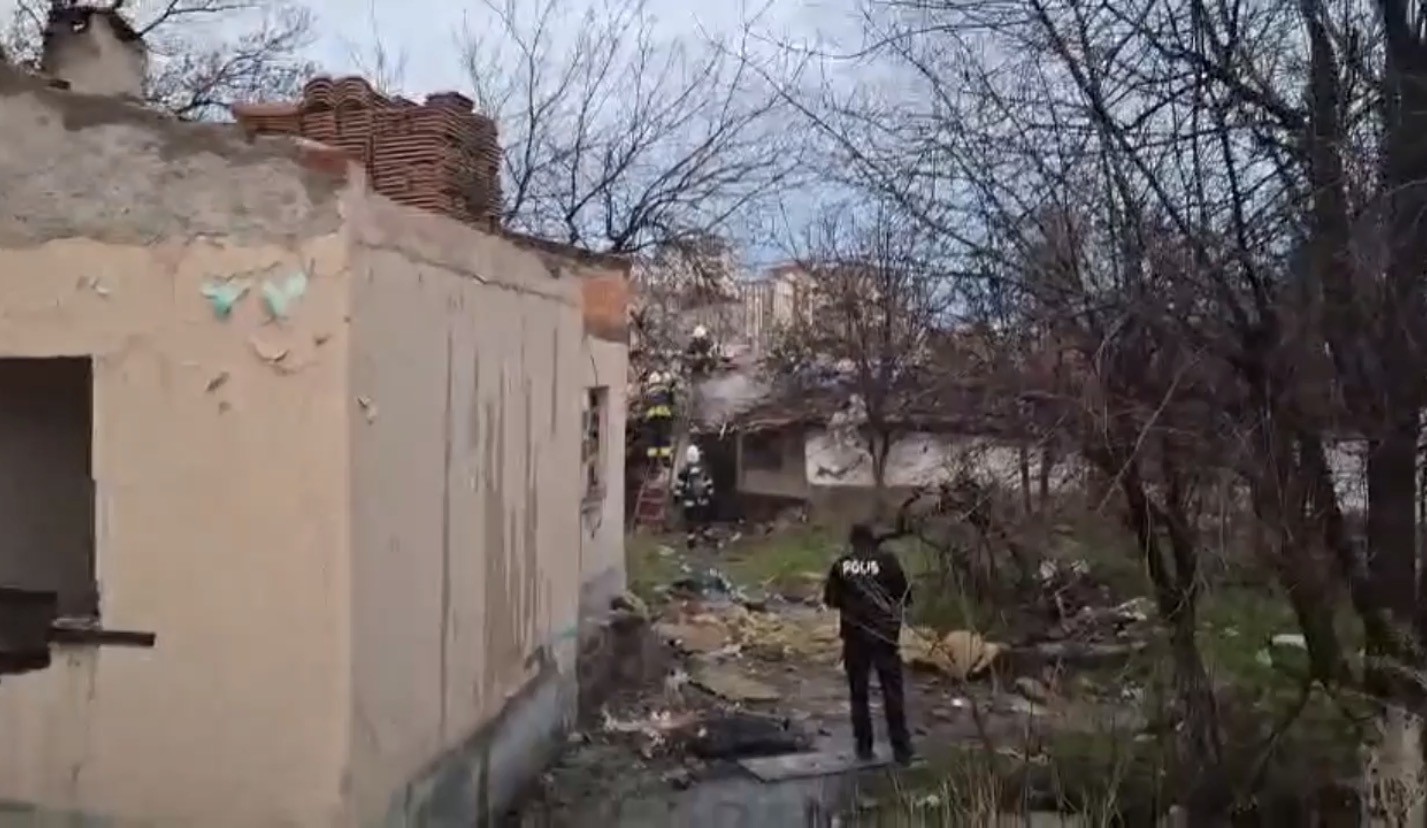 Muhtarı isyan ettiren yangın