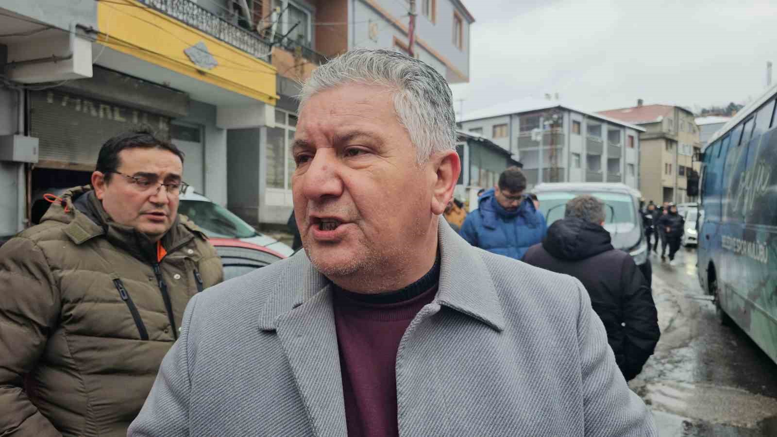 Kahreden tesadüf: 6 yıl önce annesi patates püresinden, kızı ise elma yerken öldü