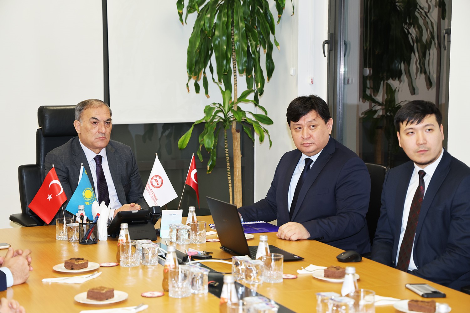 ATÜ ile Kazakistan Sivil Havacılık Akademisi arasında akademik iş birliği