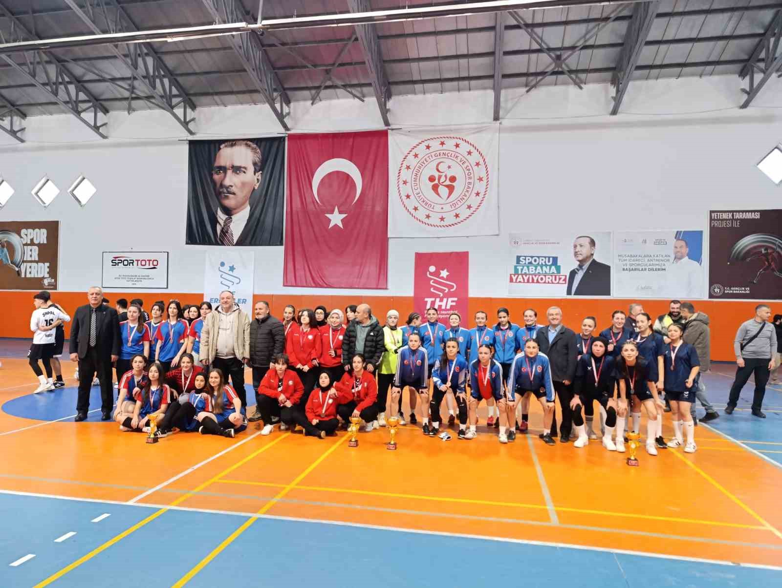 2025-2026 Okul Sporları Genç Kızlar Futsal Müsabakaları tamamlandı