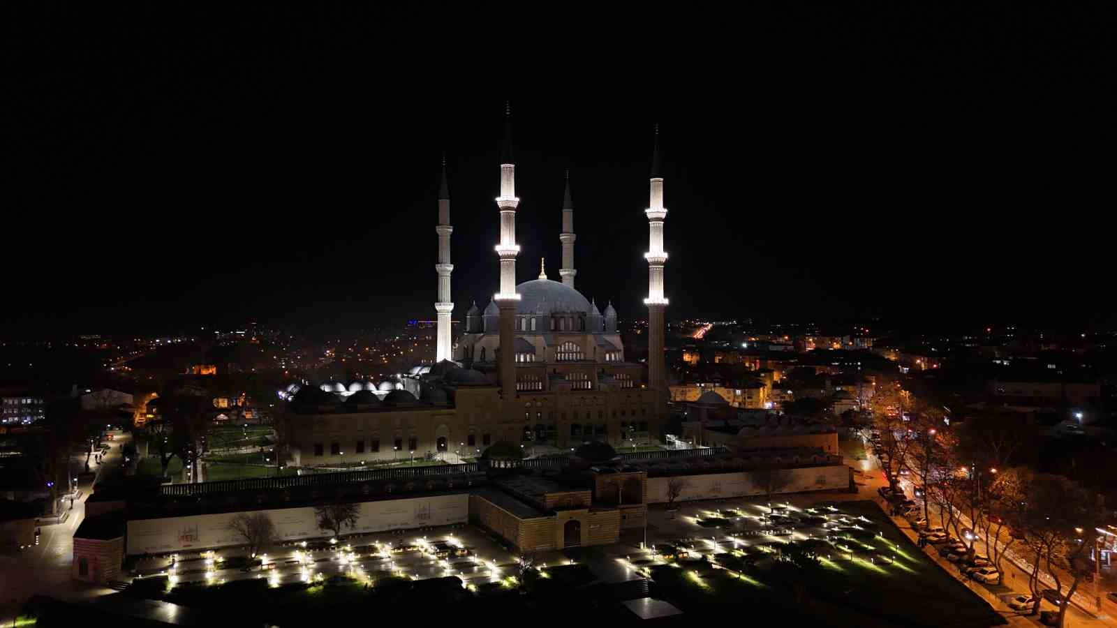 Edirne’de Miraç Kandili dualarla idrak edildi