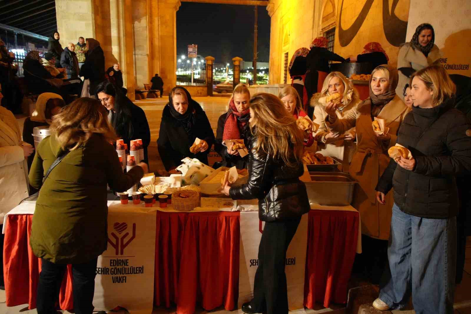 Edirne’de Miraç Kandili dualarla idrak edildi