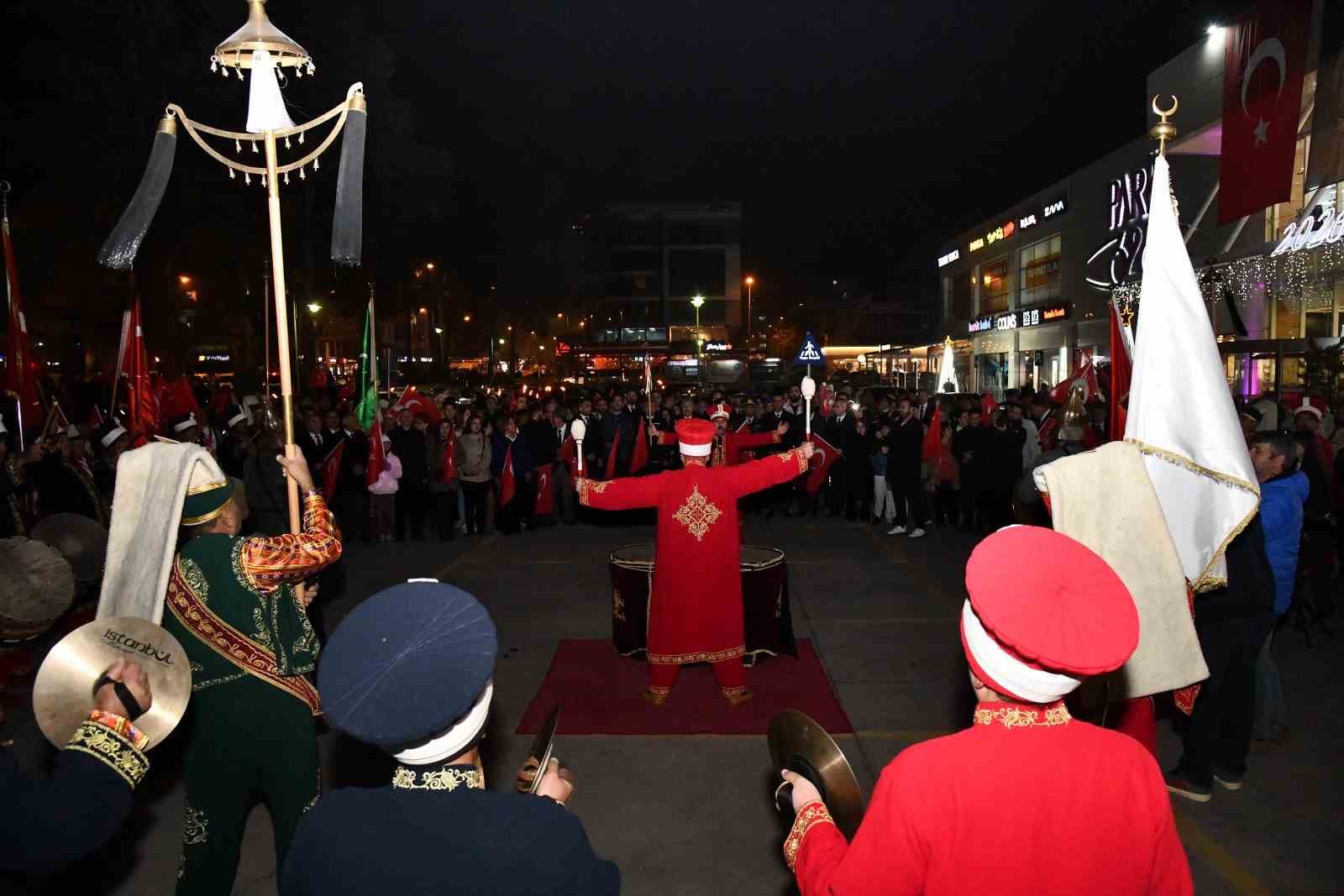 Osmaniye’nin kurtuluşu fener alayıyla kutlandı