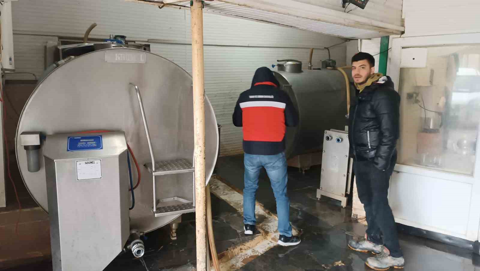 Altıntaş’ta süt soğutma tankları denetlendi