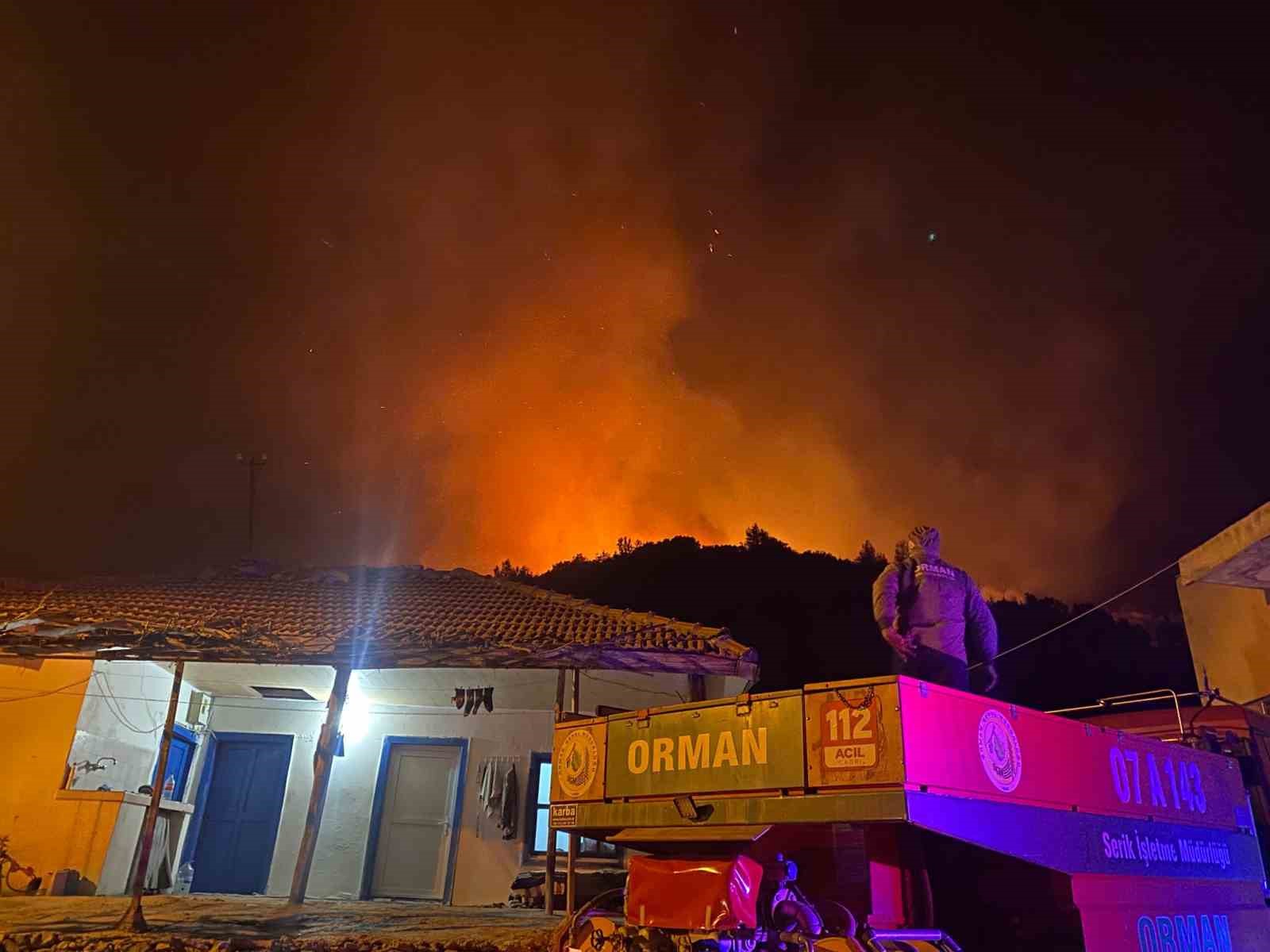 Antalya’da orman yangını