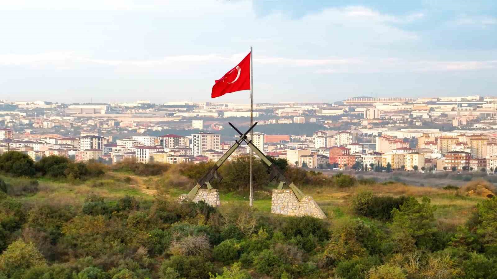 Vatan savunmasının kahramanları zorlu eğitimlerden geçiyor