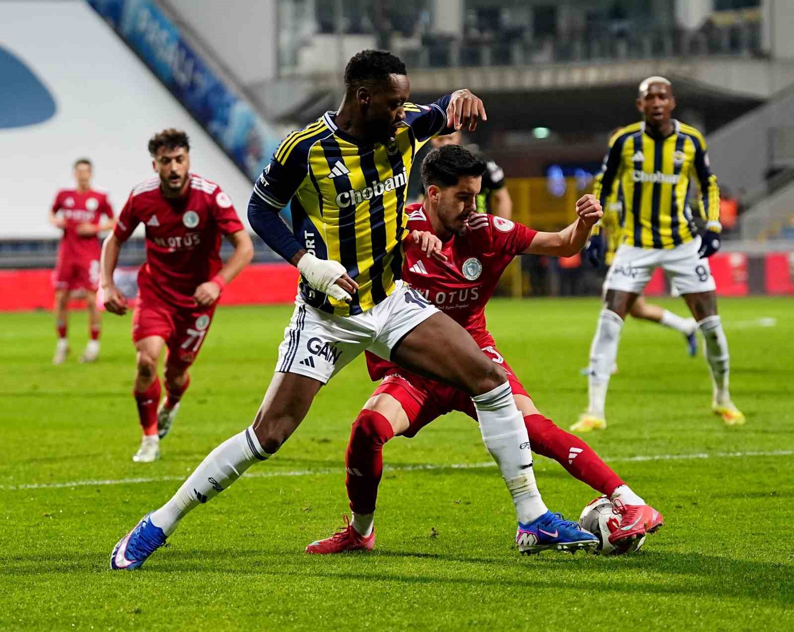 Ziraat Türkiye Kupası: Beyoğlu Yeni Çarşı: 0 - Fenerbahçe: 0 (İlk yarı)