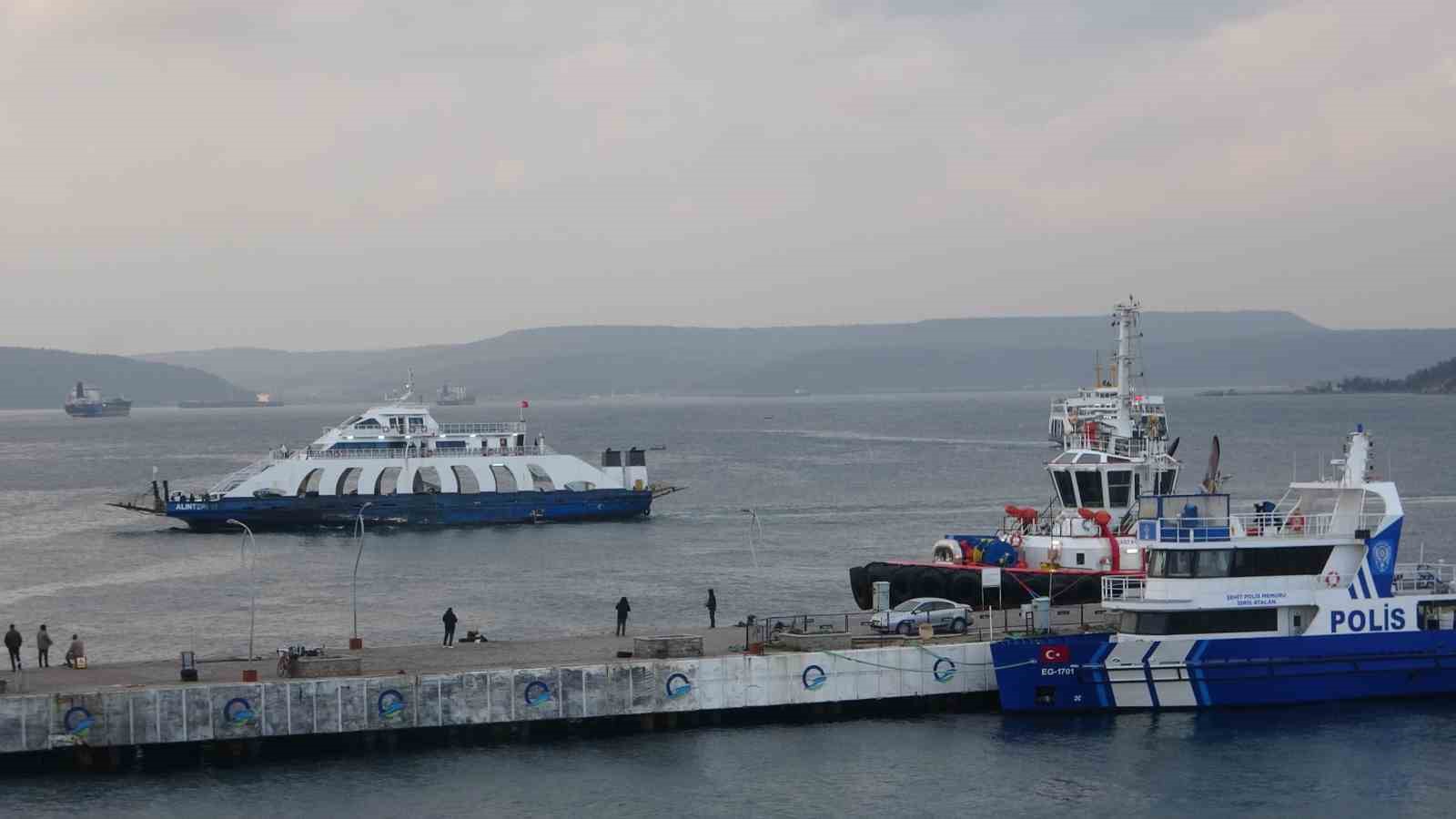 Bozcaada ve Gökçeada’ya yarınki tüm feribot seferleri iptal edildi