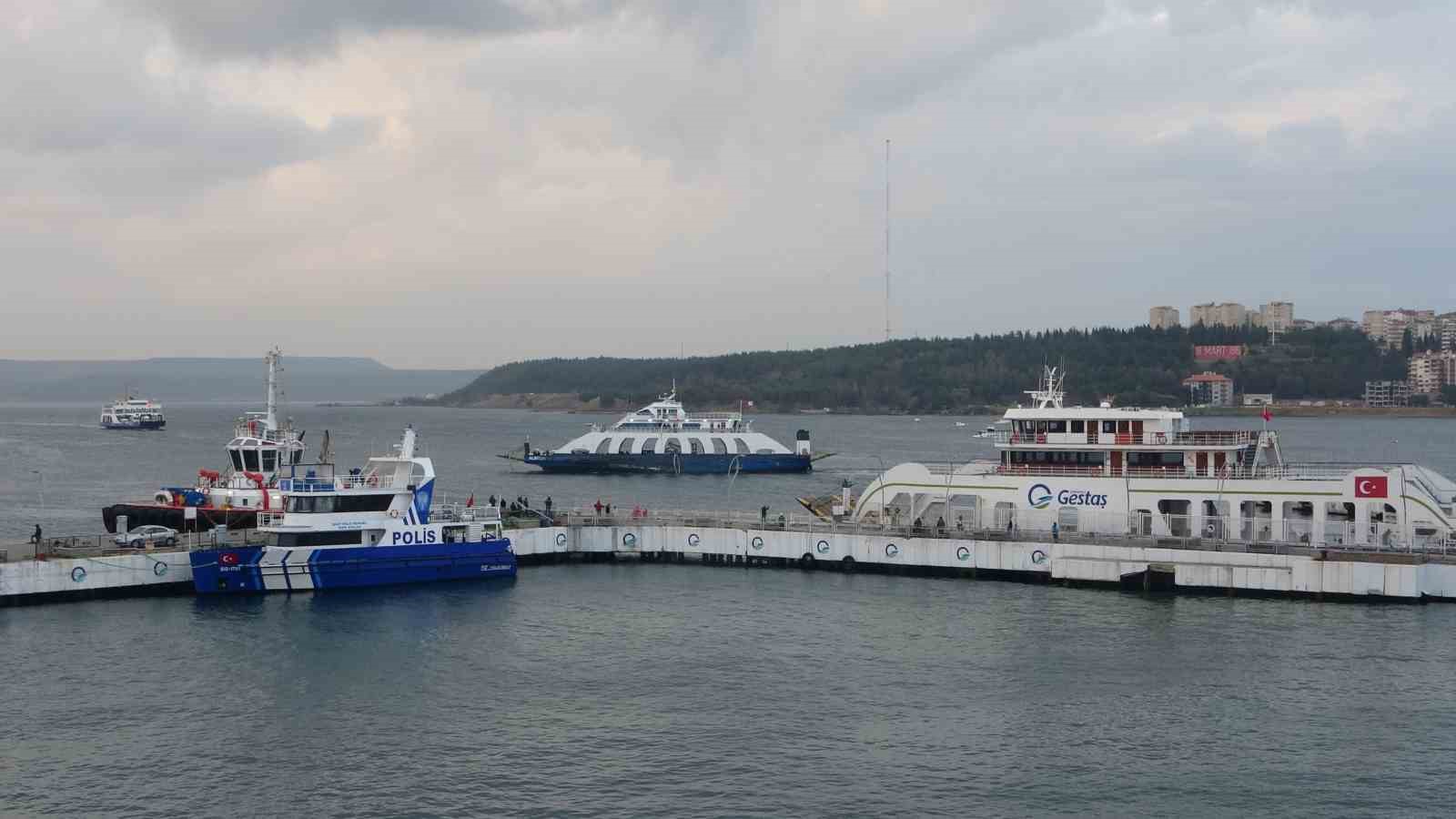 Bozcaada ve Gökçeada’ya yarınki tüm feribot seferleri iptal edildi