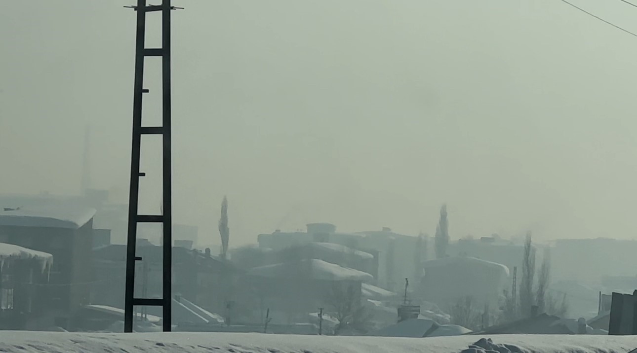 Yüksekova’da yoğun sis: Ankara-Yüksekova uçuşları iptal edildi