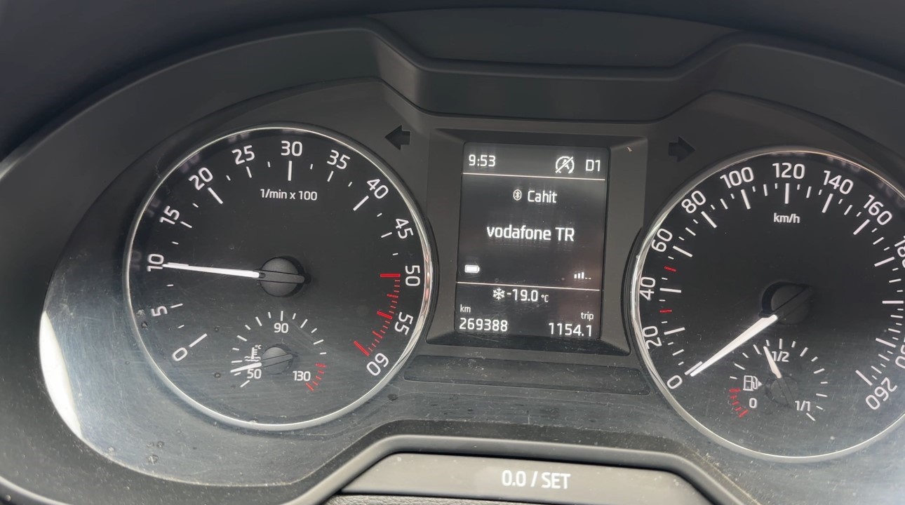 Yüksekova’da yoğun sis: Ankara-Yüksekova uçuşları iptal edildi