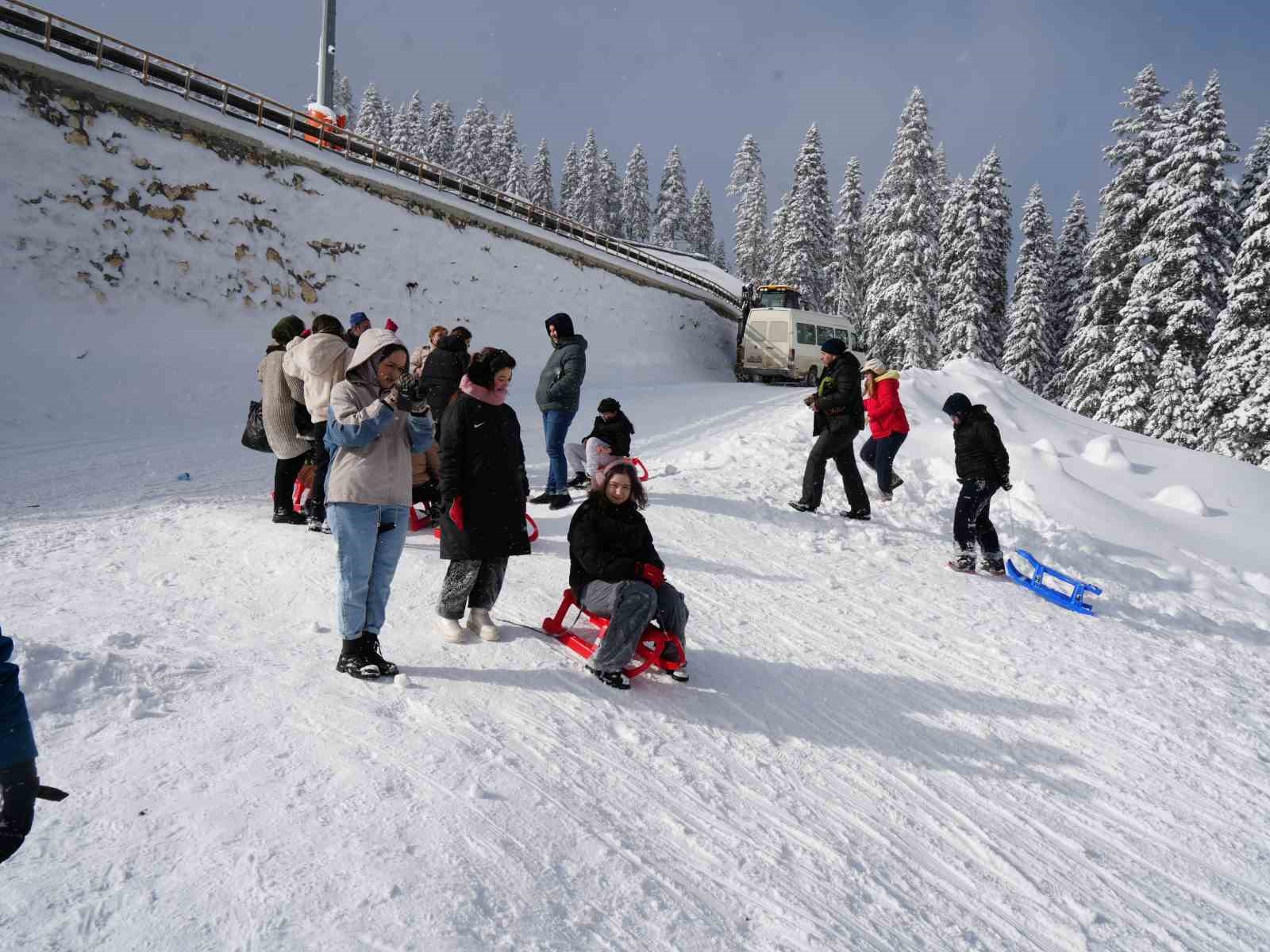 Ilgaz Dağı’nda yarıyıl tatili coşkusu