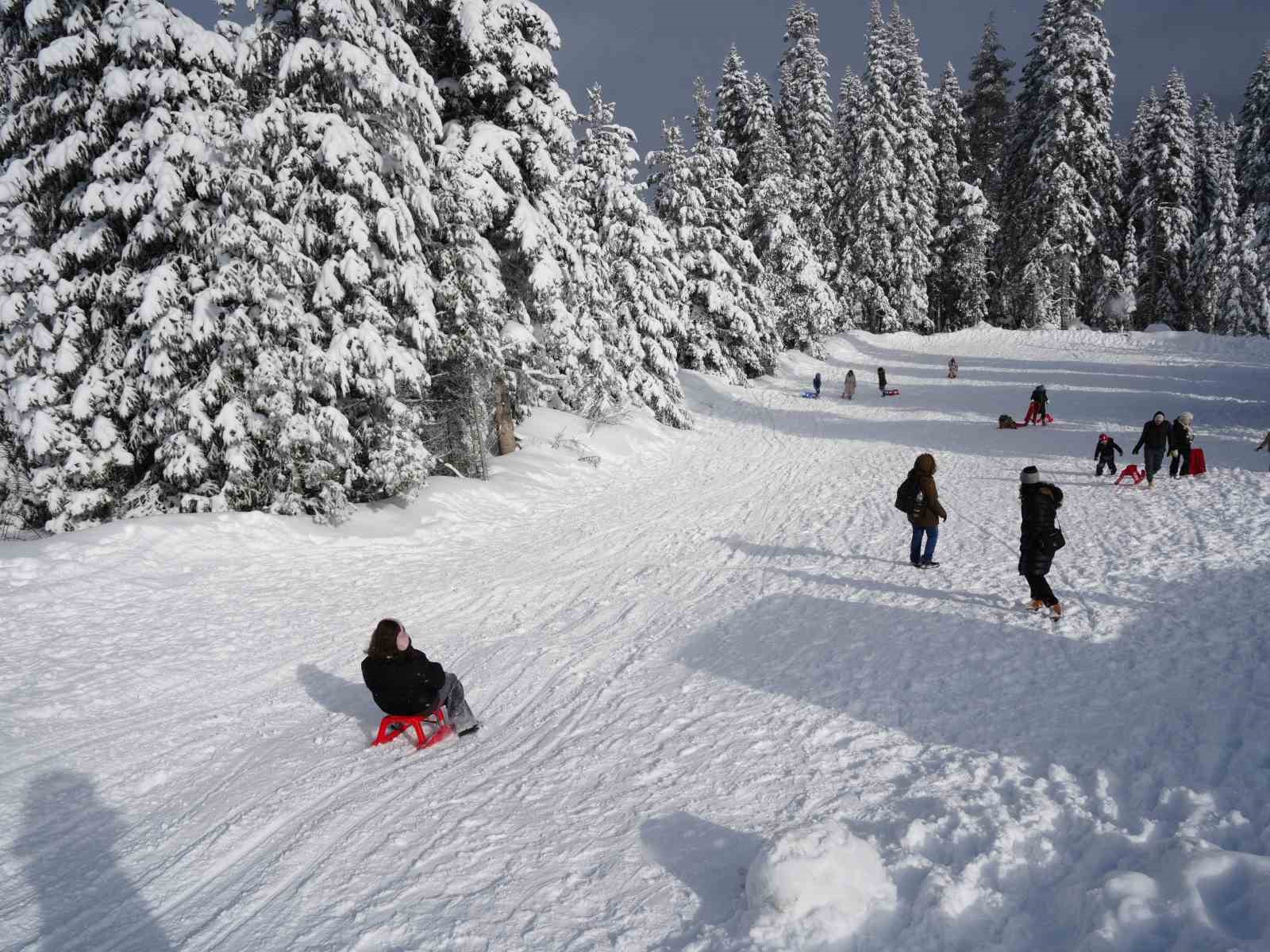 Ilgaz Dağı’nda yarıyıl tatili coşkusu