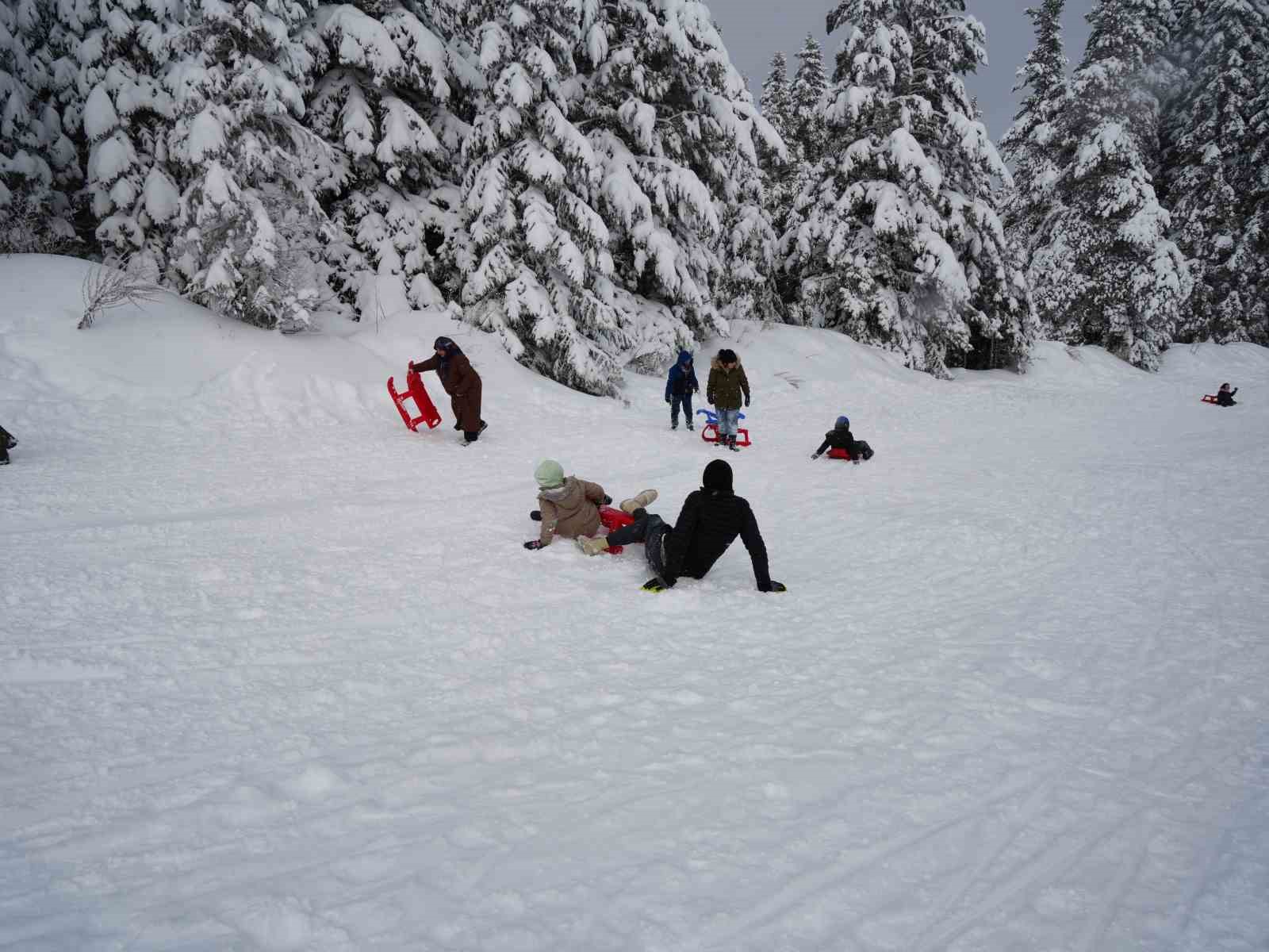Ilgaz Dağı’nda yarıyıl tatili coşkusu