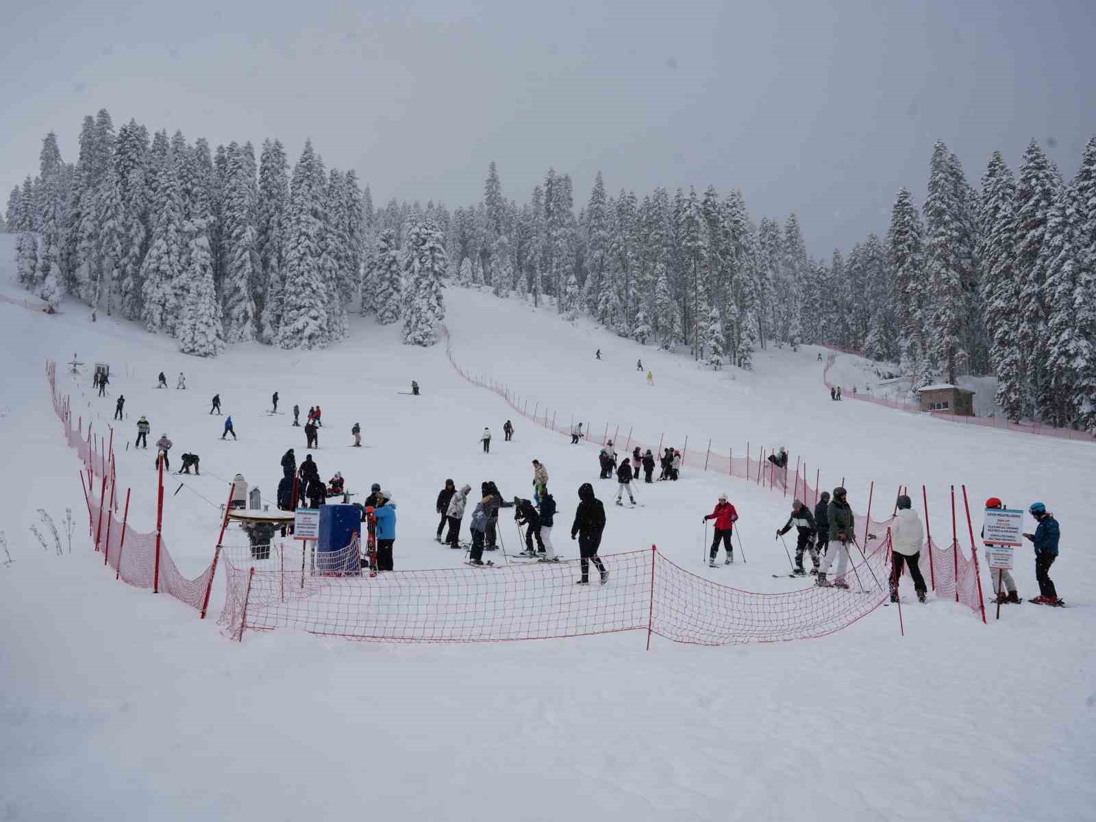 Ilgaz Dağı’nda yarıyıl tatili coşkusu