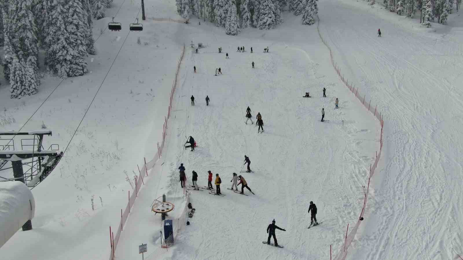 Ilgaz Dağı’nda yarıyıl tatili coşkusu