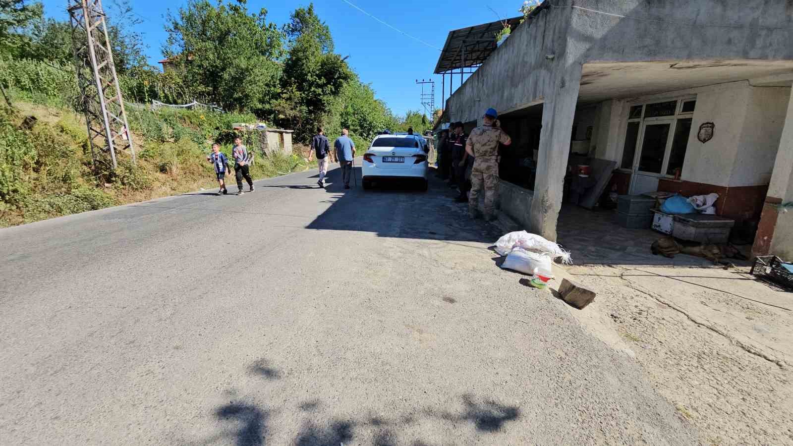 Babaanne ve iki torununun öldüğü cinayetin sanığı, mahkemede kendini savundu