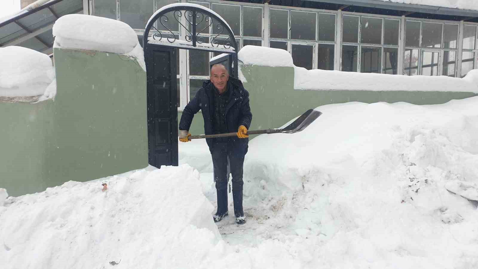 Başkale’de taşımalı eğitime 1 gün ara verildi