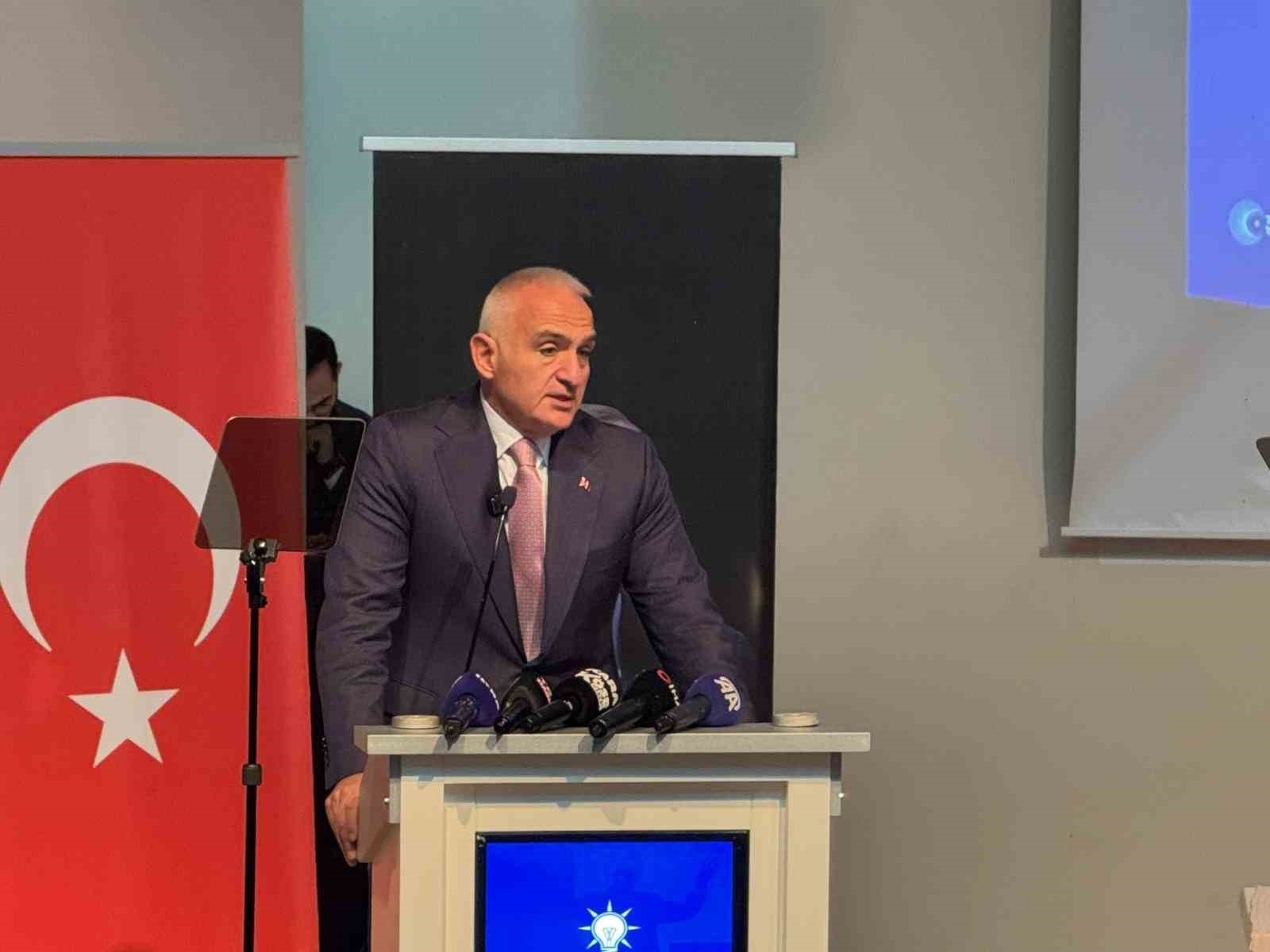 Bakan Ersoy: “Türkiye’de kültür ve turizm alanında tarihi rekorlar kırıyoruz”