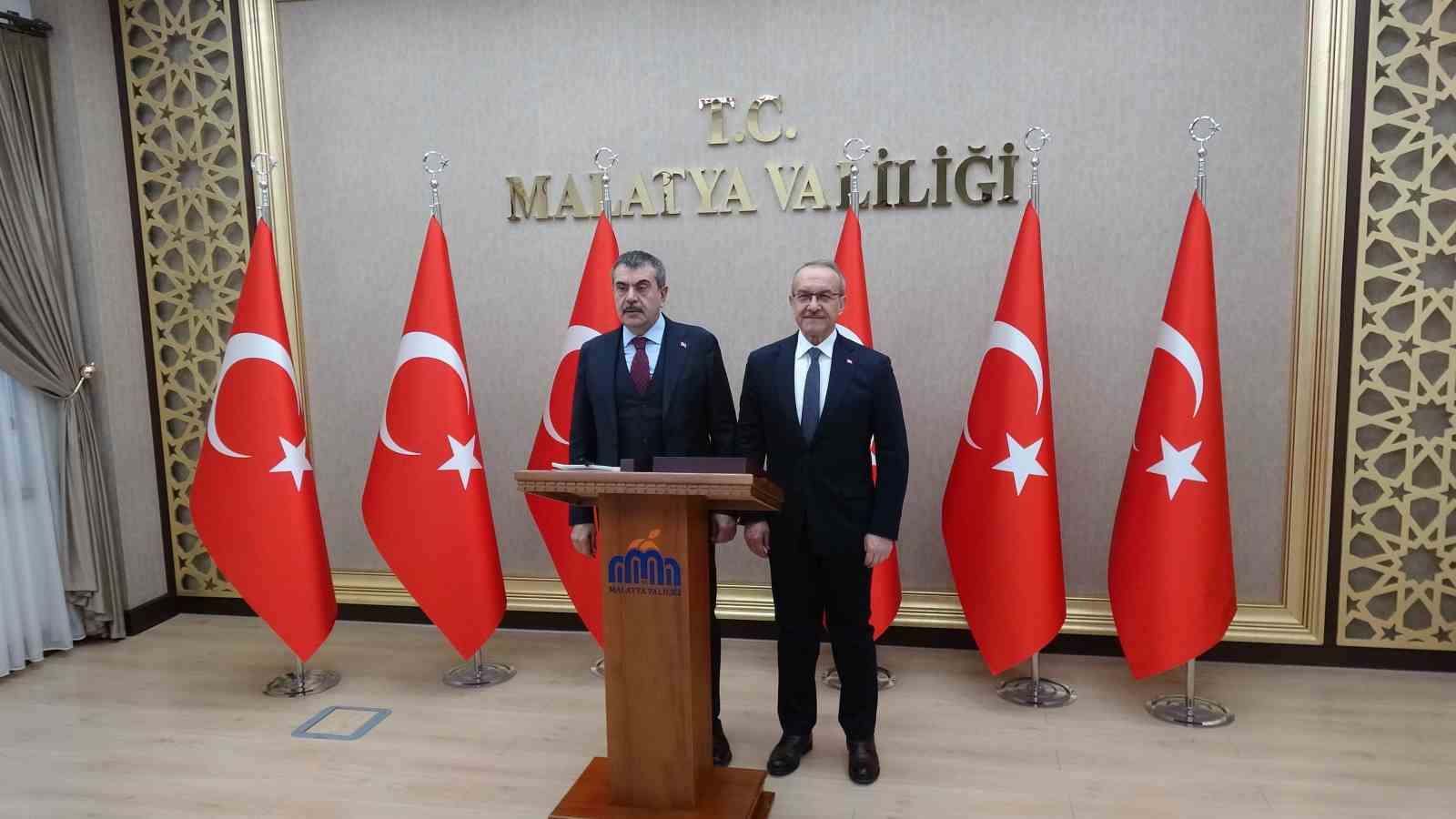 Bakan Tekin, Malatya’da eğitim değerlendirme toplantısına katıldı