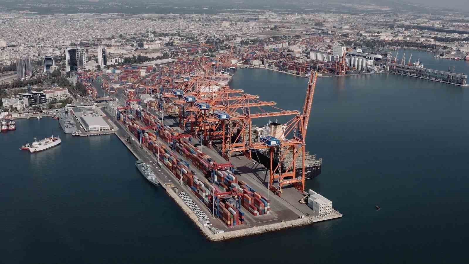 Bakan Uraloğlu: “Aralık ayında 49,8 milyon ton yük elleçlendi”