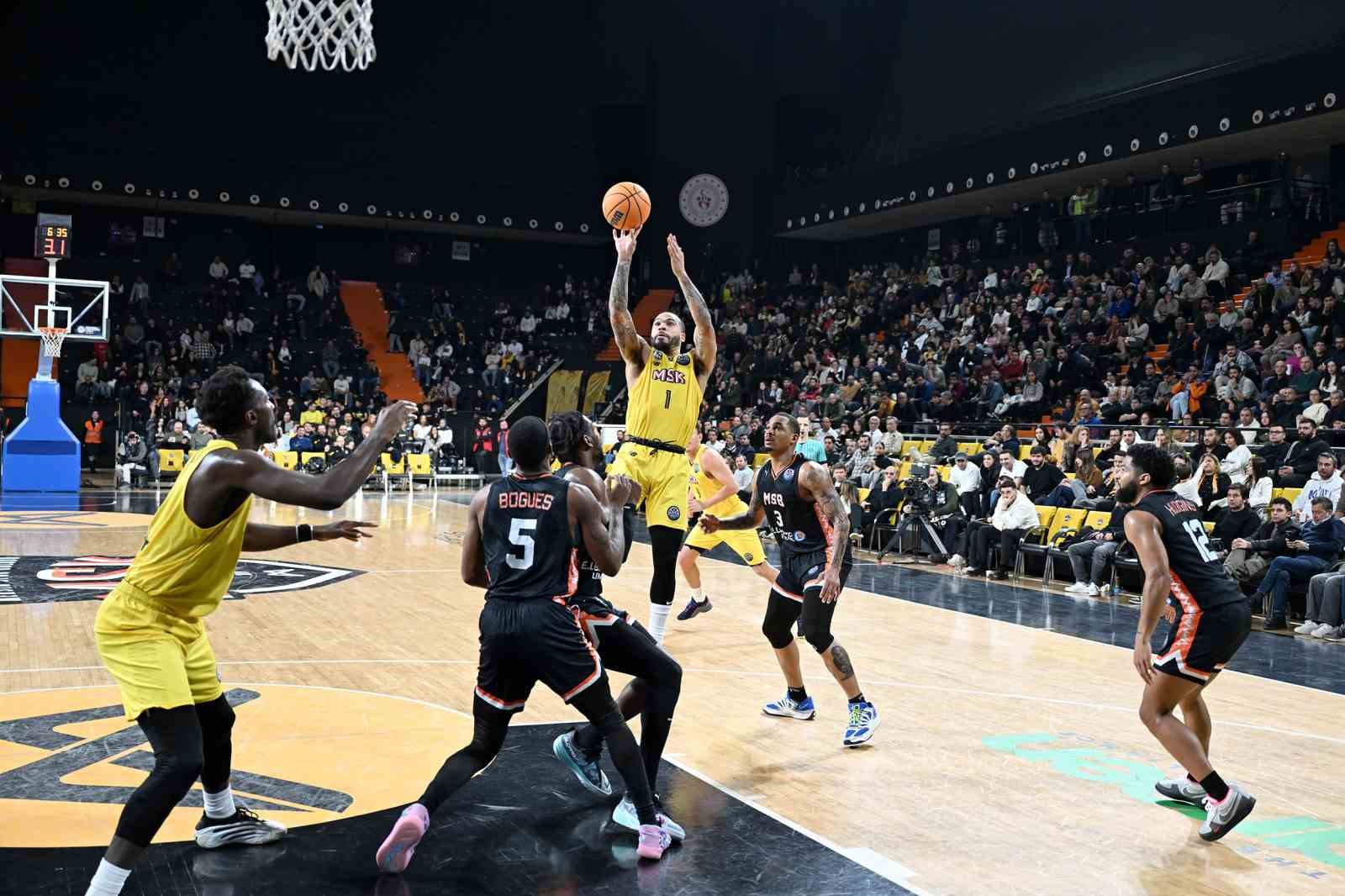 Basketbol Şampiyonlar Ligi: Mersinspor: 65 - Le Mans Sarthe Basket: 92