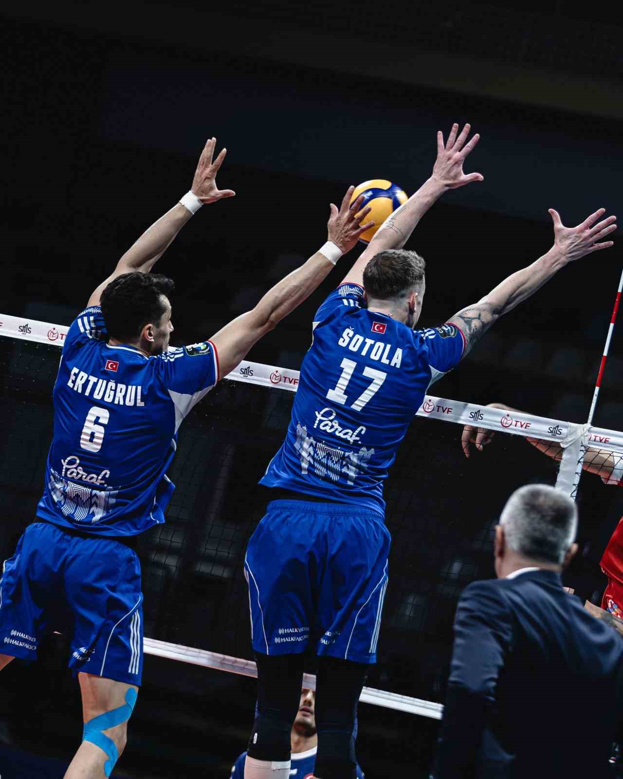 Efeler Ligi: Halkbank: 3 - Alanya Belediyespor: 1