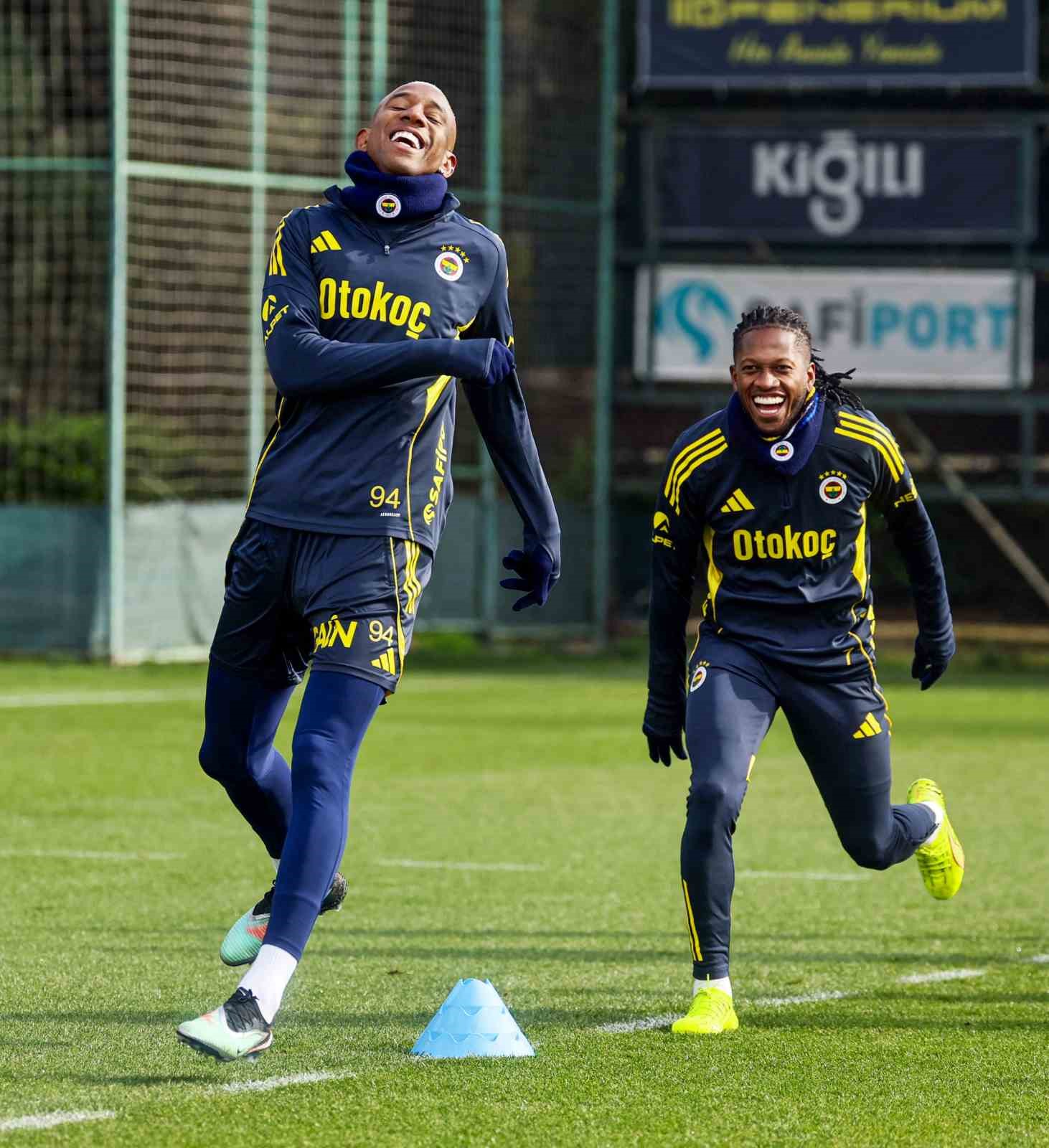 Fenerbahçe, Alanyaspor maçı hazırlıklarını tamamladı