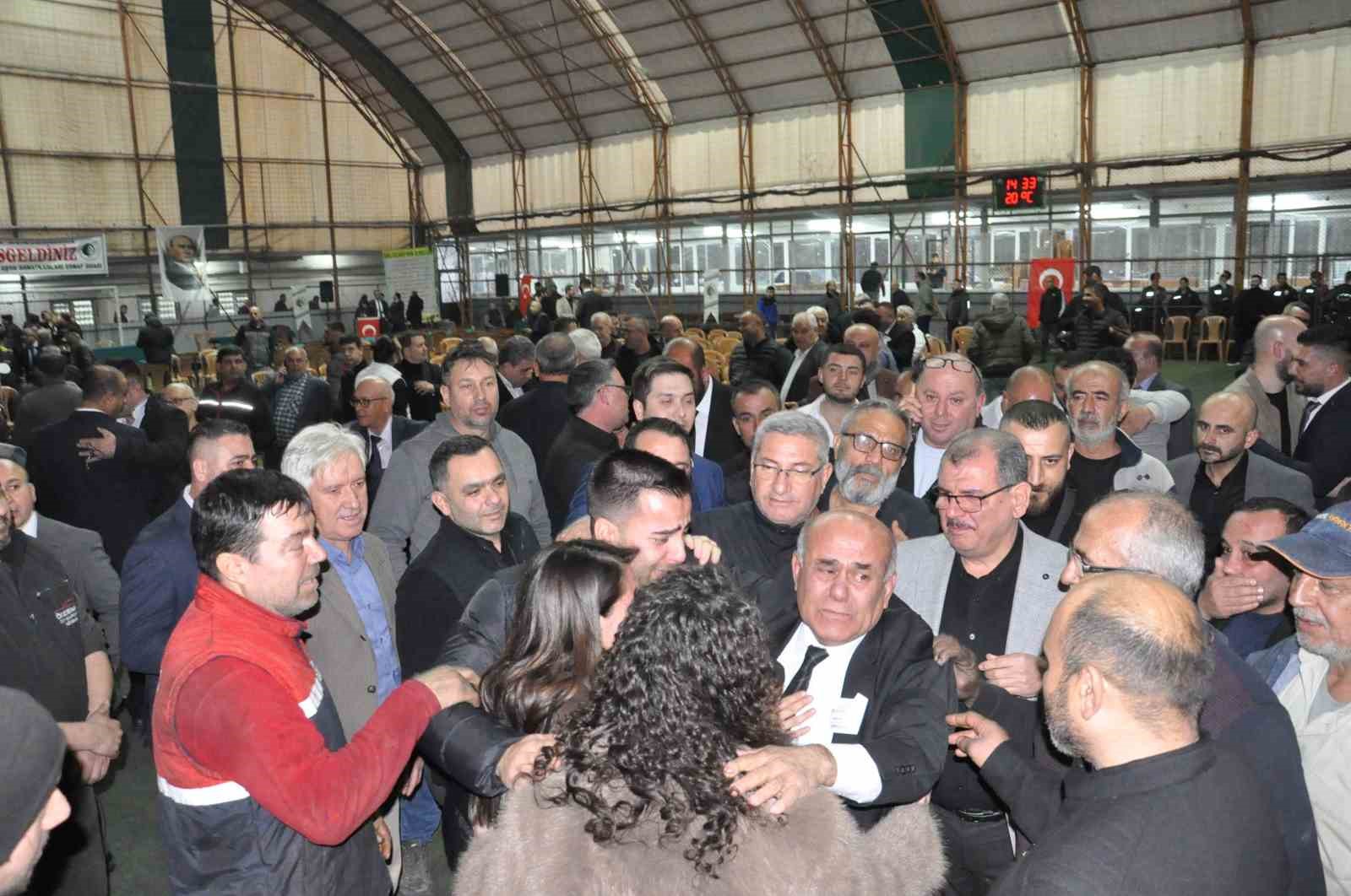 Salihli Madeni Eşya Sanatkarları Esnaf Odası Genel Kurulunda Yüksel Hisar güven tazeledi