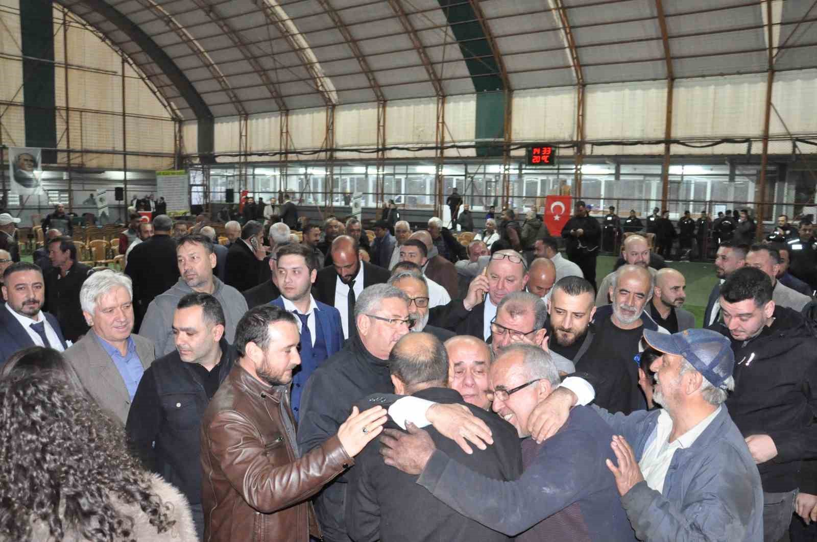 Salihli Madeni Eşya Sanatkarları Esnaf Odası Genel Kurulunda Yüksel Hisar güven tazeledi