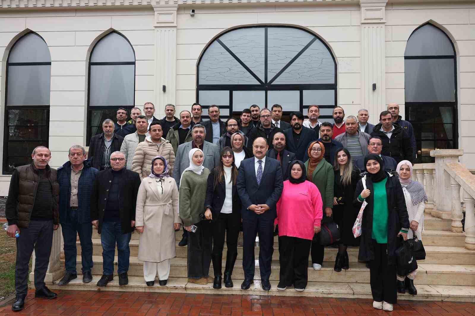 Büyükşehir Belediye Başkanı Gülpınar, gazetecilerle buluştu