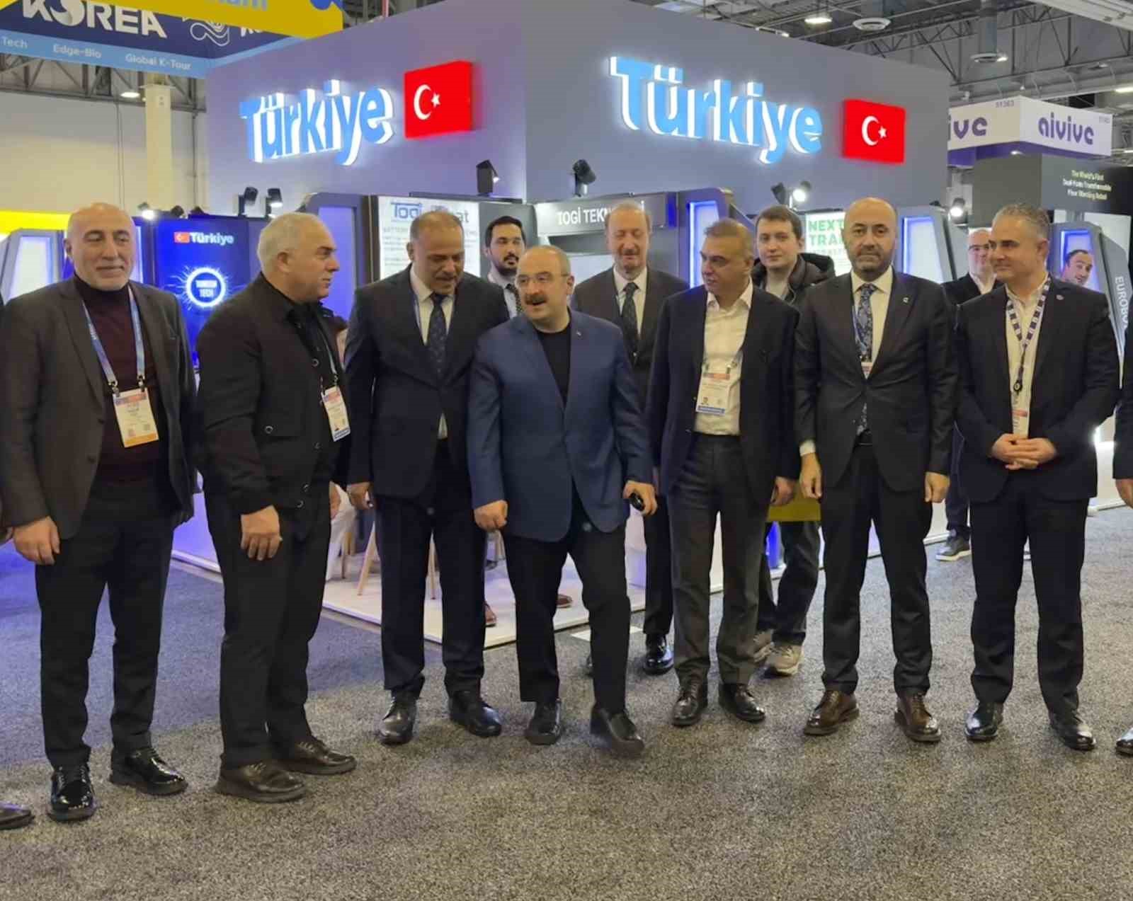 TBMM Sanayi Komisyonu Başkanı Varank, CES’teki Türk girişimcileri ziyaret etti