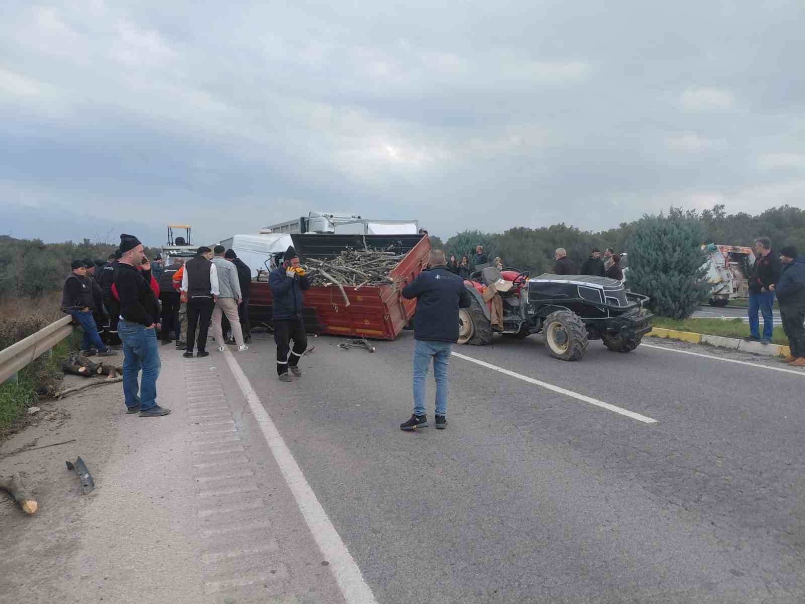 Balıkesir’de trafik kazası: 4 yaralı
