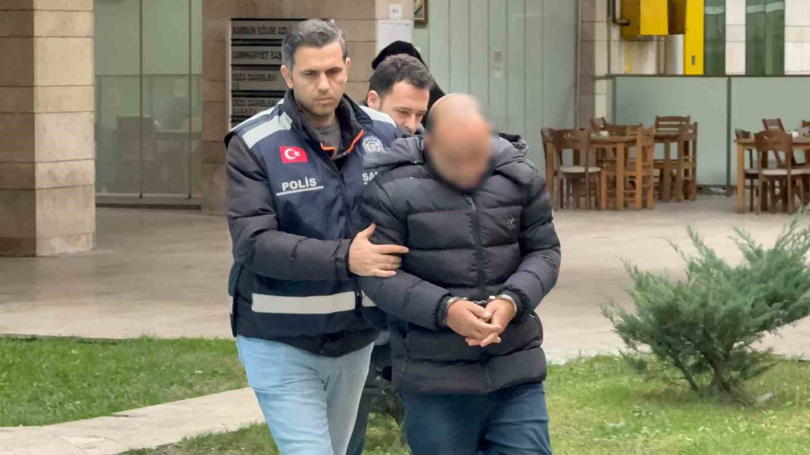 Sahte kimlikle başkasının arsasını 10 milyon TL’ye sattı