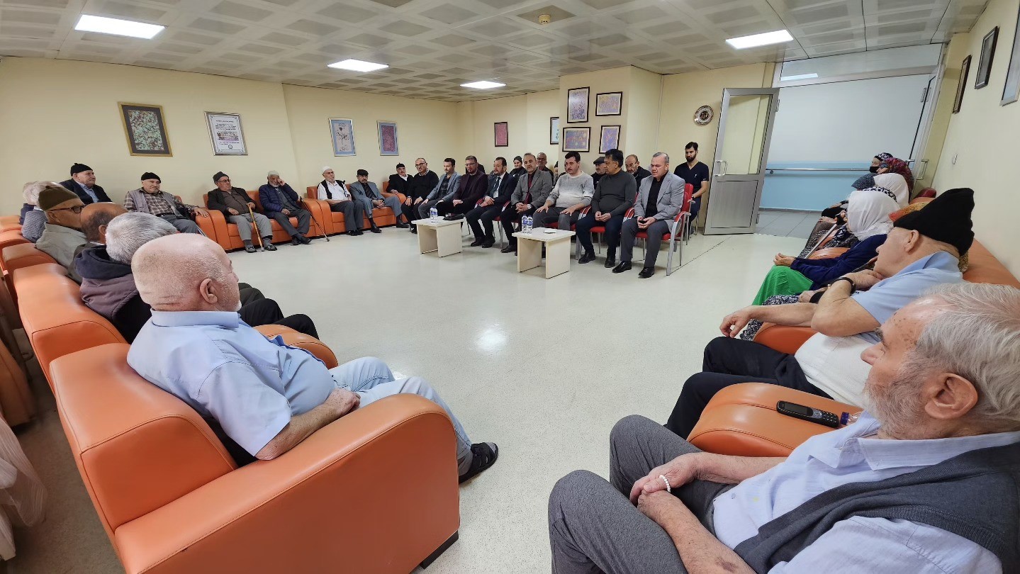 Kütahya Huzurevi’nde Miraç Kandili programı