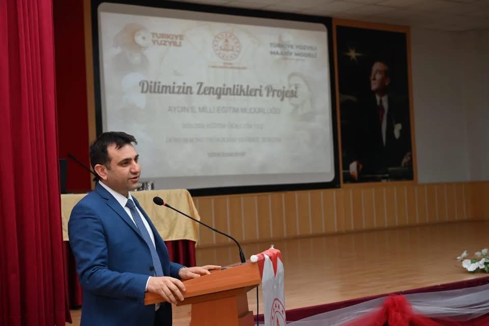 Aydın Lisesi, dil yarışmasında 5 ödülün 3’ünü aldı