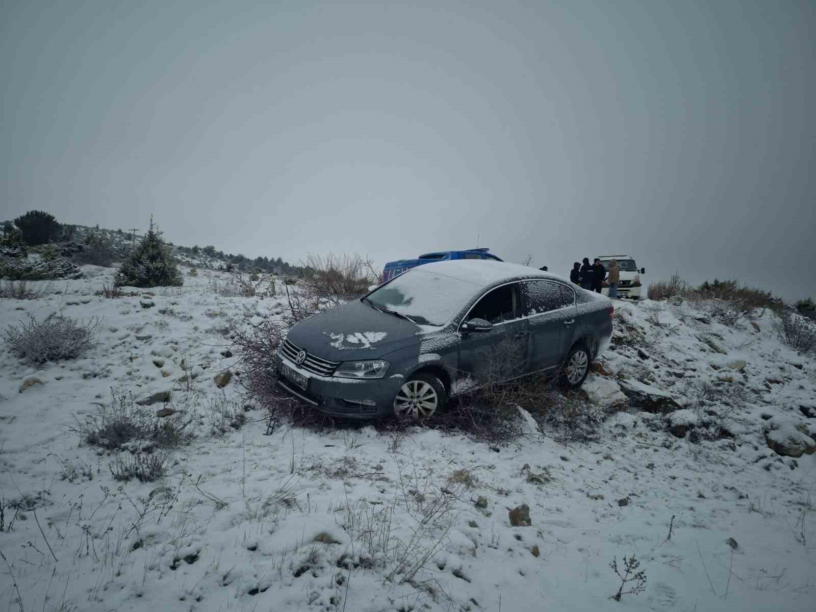 Belediye Başkanı İlhan Özden’in makam aracı kaza yaptı