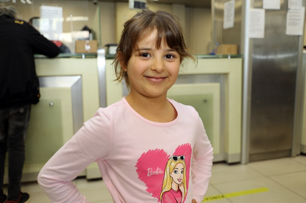 Minik ellerden büyük mutluluk: Anaokulu öğrencileri ilk mektuplarını PTT’ye teslim etti