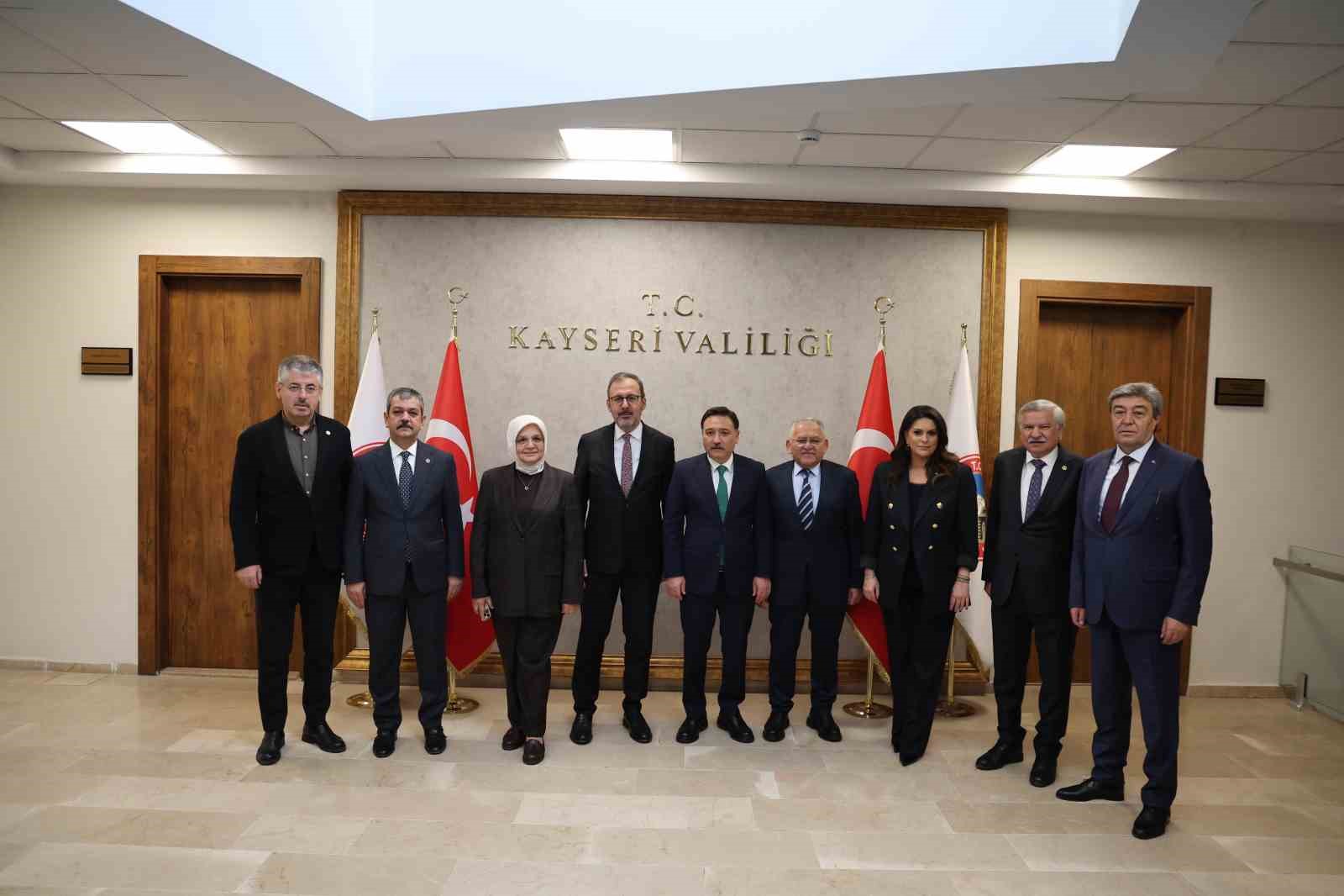 TBMM Engelli Bireylerin Sorunlarını Araştırma Komisyonu’ndan Vali Çiçek’e ziyaret