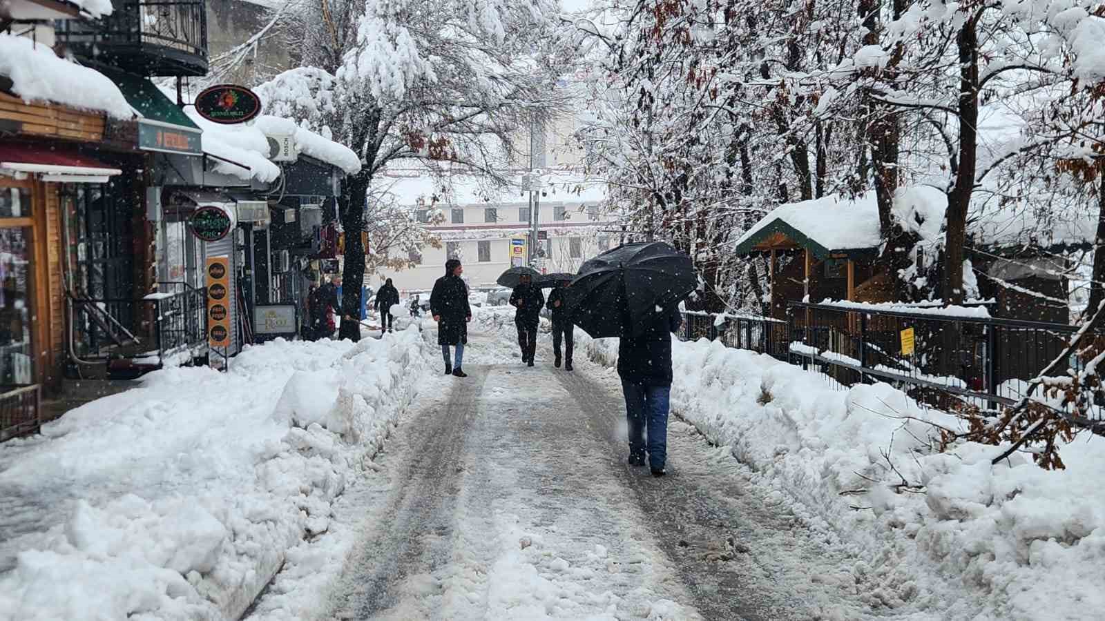 Tunceli’de 65 yılın yağış rekoru kırıldı