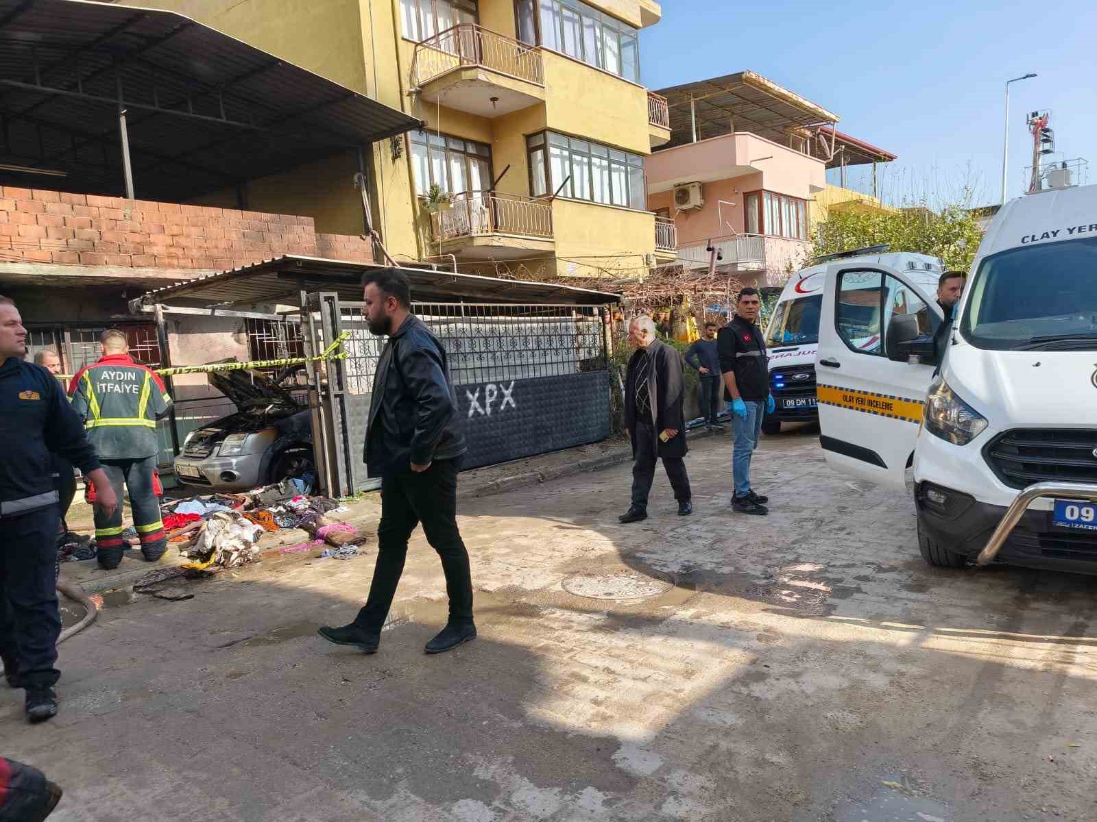 Önce arabasını ve evini yaktı, sonra silahla kendisine sıktı