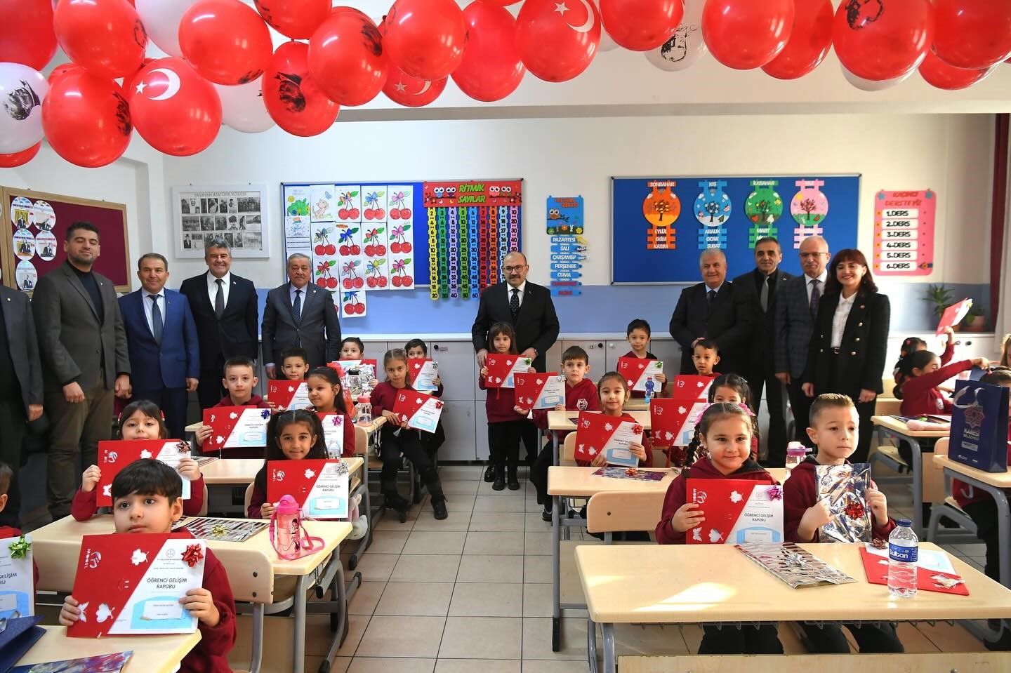 Balıkesir’de 197 bin öğrenci karne adı