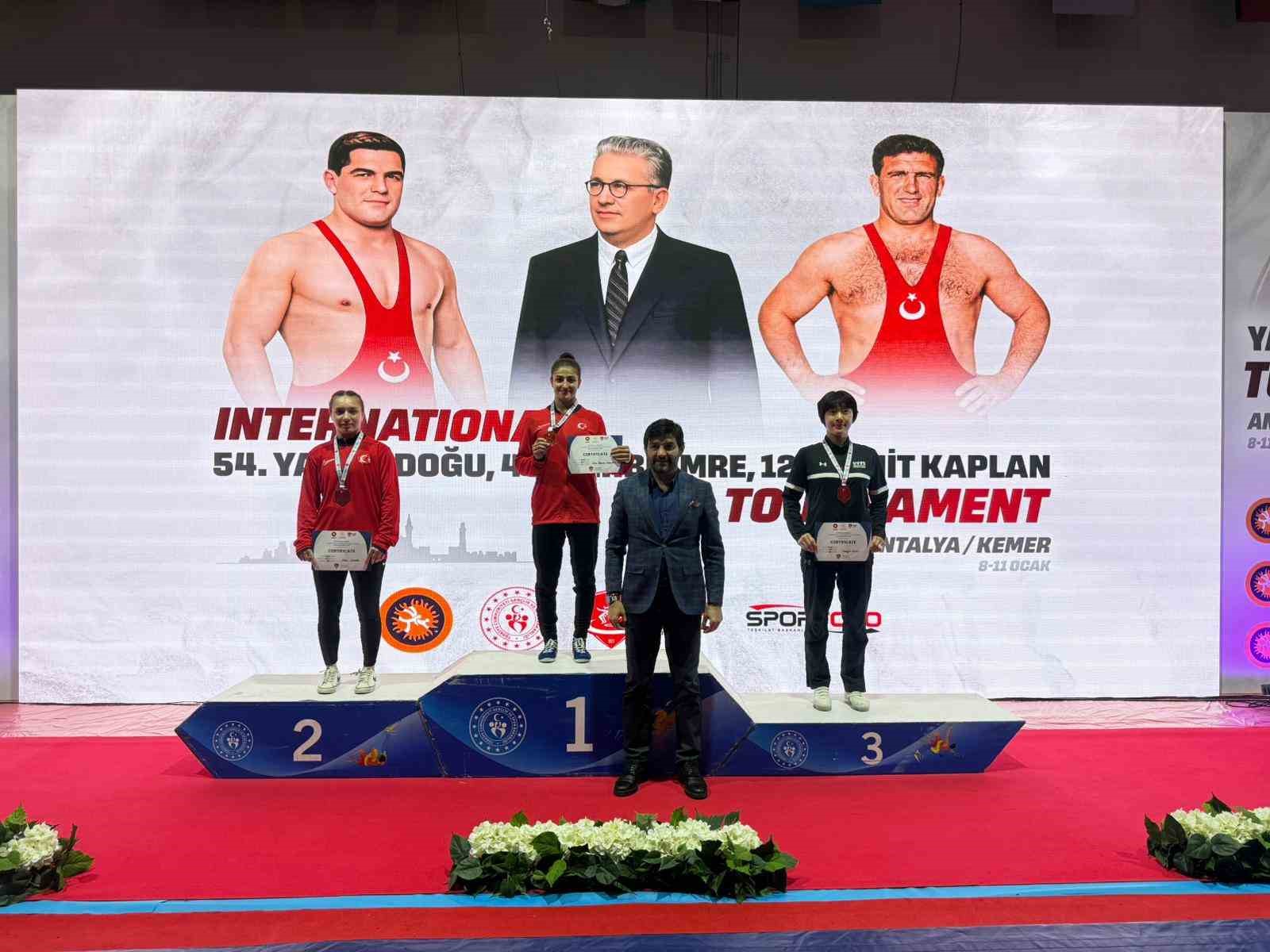 Uluslararası Yaşar Doğu, Vehbi Emre ve Hamit Kaplan Turnuvası’nda ikinci gün tamamlandı