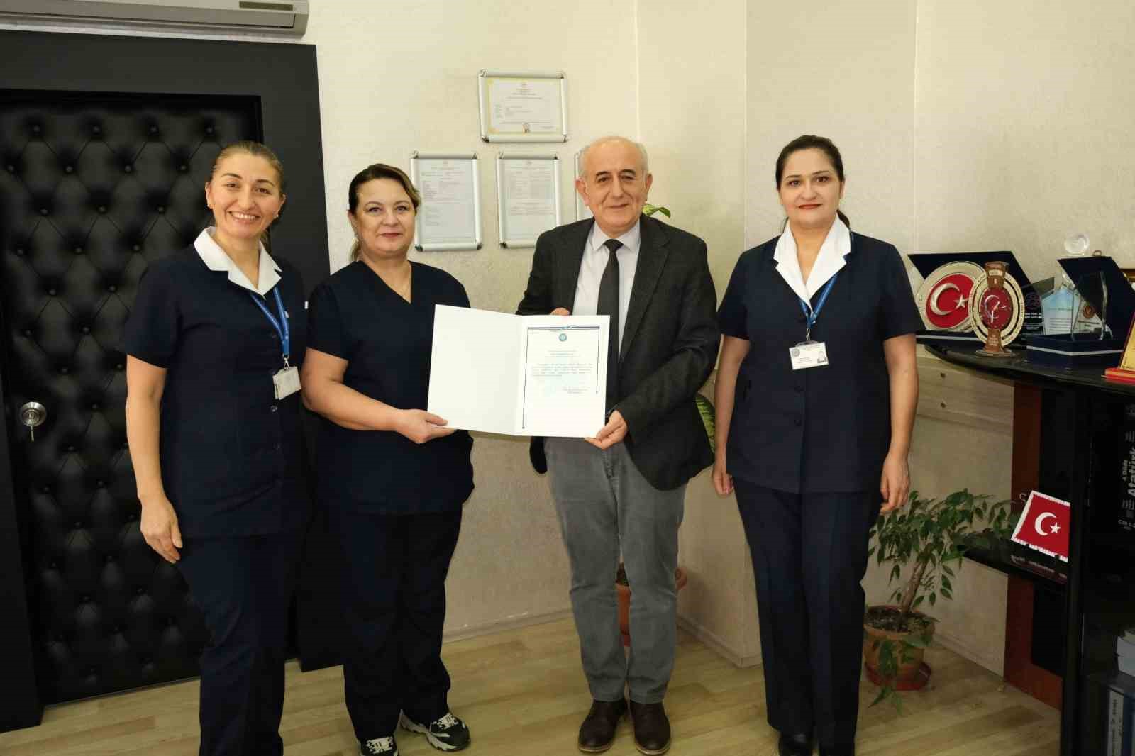 BUÜ’lü hemşirelerin uluslararası bilimsel yayın başarısı