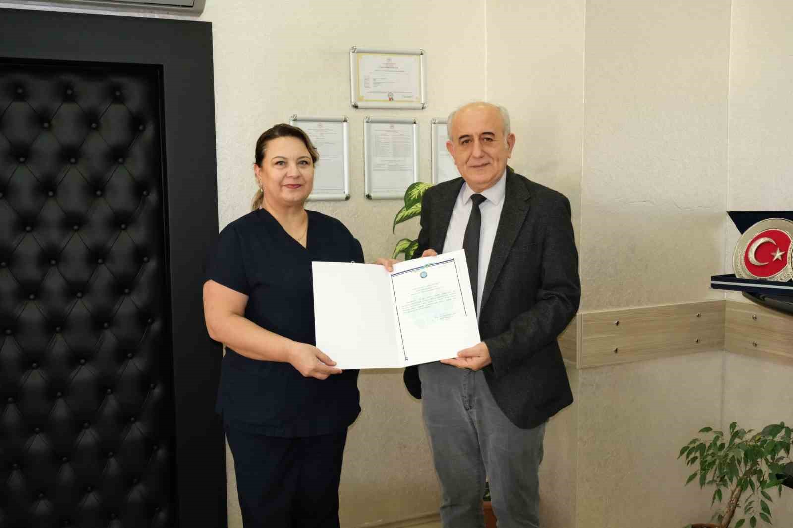 BUÜ’lü hemşirelerin uluslararası bilimsel yayın başarısı