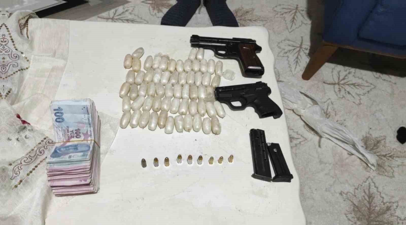 Erzurum polisinden uyuşturucu ve uyuşturucu tacirlerine geçit yok