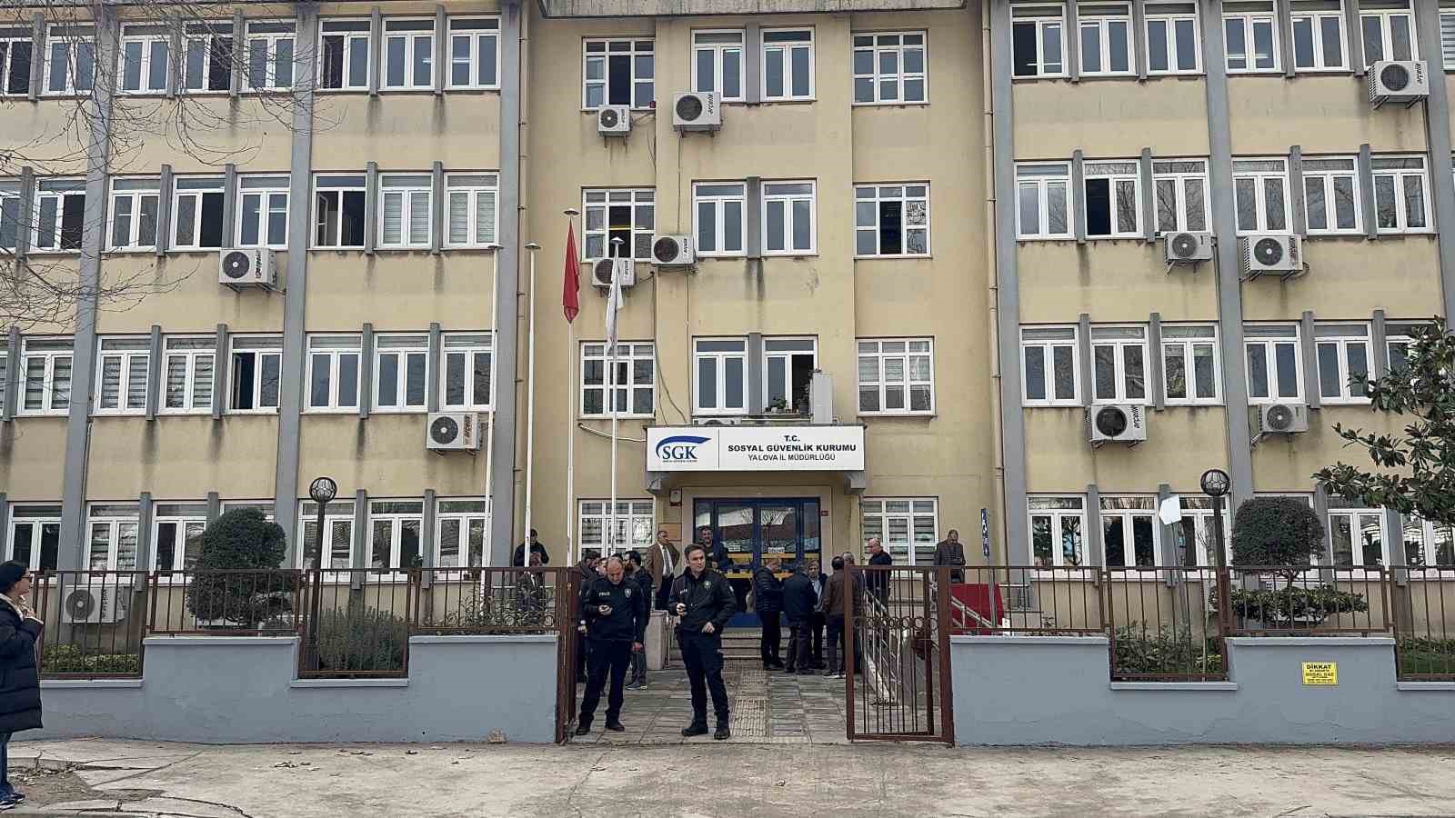 Saldırıya uğrayan Yalova SGK İl Müdürlüğü avukatı hayatını kaybetti